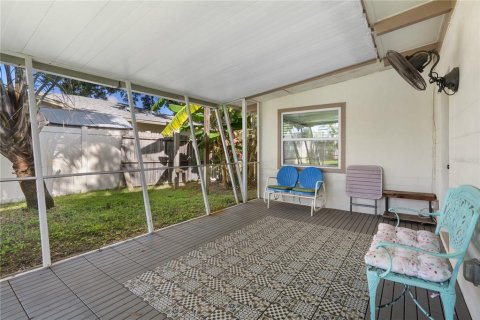 Casa en venta en Saint Petersburg, Florida, 3 dormitorios, 103.86 m2 № 2385942 - foto 27