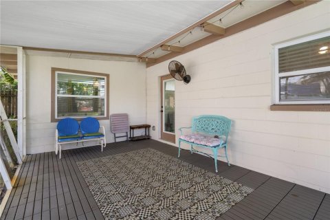 Casa en venta en Saint Petersburg, Florida, 3 dormitorios, 103.86 m2 № 2385942 - foto 28