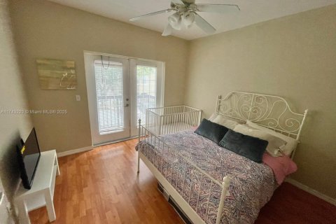 Townhouse in Orlando, Florida 2 bedrooms № 1714050 - photo 2