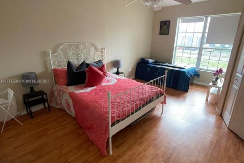 Townhouse in Orlando, Florida 2 bedrooms № 1714050 - photo 6