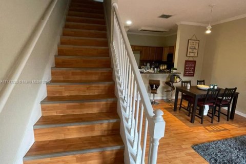 Townhouse in Orlando, Florida 2 bedrooms № 1714050 - photo 8