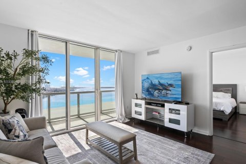 Copropriété à vendre à Miami, Floride: 2 chambres, 126.07 m2 № 2170925 - photo 4