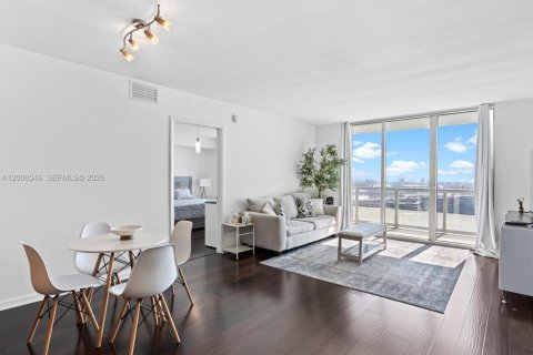 Copropriété à vendre à Miami, Floride: 2 chambres, 126.07 m2 № 2170925 - photo 5