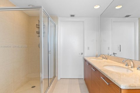 Copropriété à vendre à Miami, Floride: 2 chambres, 126.07 m2 № 2170925 - photo 29