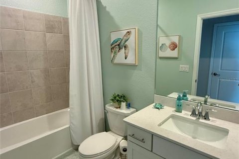 House in Venice, Florida 4 bedrooms, 189.06 sq.m. № 2134348 - photo 19