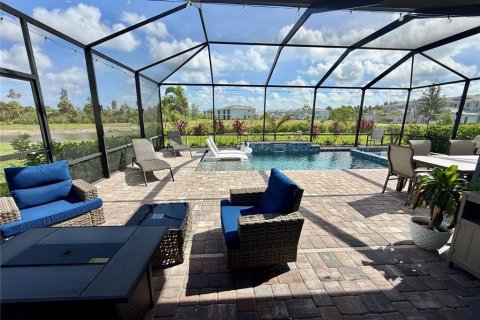 House in Venice, Florida 4 bedrooms, 189.06 sq.m. № 2134348 - photo 9