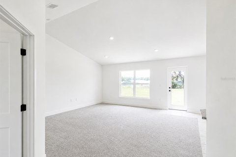 Casa en venta en Leesburg, Florida, 4 dormitorios, 163.04 m2 № 2215392 - foto 2