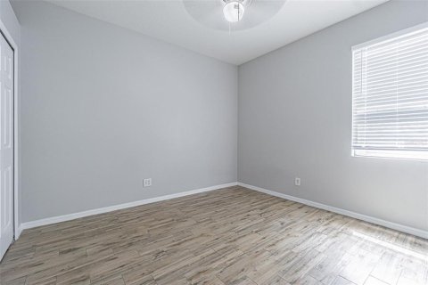 House in Temple Terrace, Florida 4 bedrooms, 178.56 sq.m. № 2199977 - photo 14