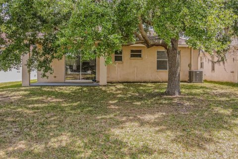 House in Temple Terrace, Florida 4 bedrooms, 178.56 sq.m. № 2199977 - photo 19