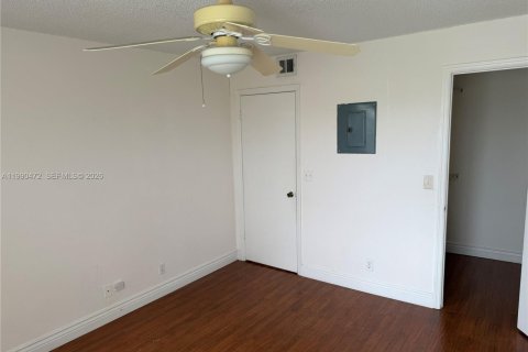 Copropriété à louer à Margate, Floride: 1 chambre, 66.15 m2 № 2056169 - photo 23