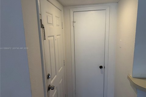 Copropriété à louer à Margate, Floride: 1 chambre, 66.15 m2 № 2056169 - photo 28