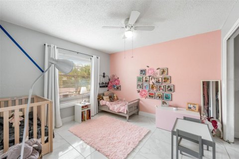 House in Hudson, Florida 3 bedrooms, 143.81 sq.m. № 1912198 - photo 29