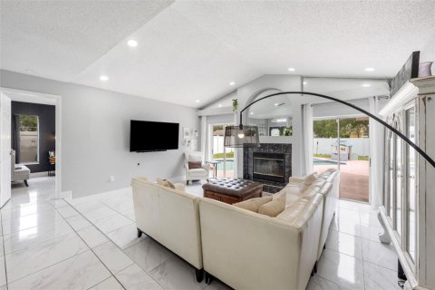 House in Hudson, Florida 3 bedrooms, 143.81 sq.m. № 1912198 - photo 10