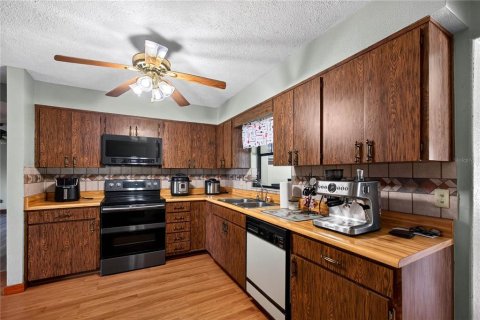 Casa en venta en Belleview, Florida, 3 dormitorios, 171.87 m2 № 2259134 - foto 10