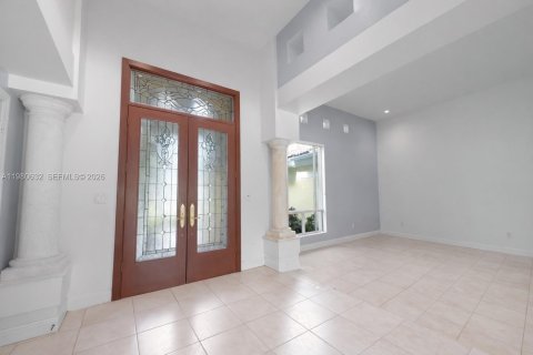 House in Palmetto Bay, Florida 5 bedrooms, 329.8 sq.m. № 2043871 - photo 8