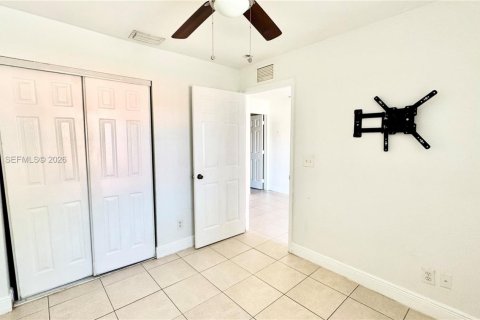 Immobilier commercial à vendre à Fort Lauderdale, Floride № 2153067 - photo 20