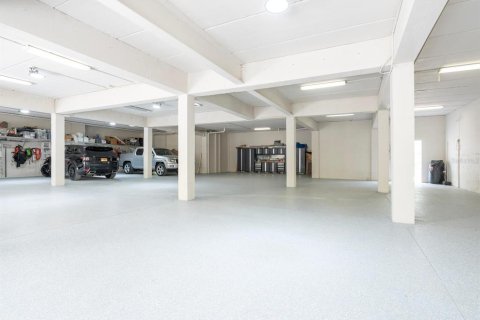 Купить виллу или дом в Сарасота, Флорида 13 комнат, 650.59м2, № 2135847 - фото 29