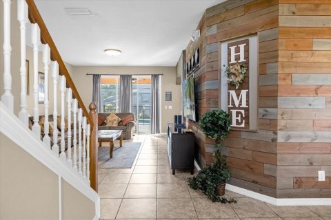 House in Davenport, Florida 5 bedrooms, 231.05 sq.m. № 1353260 - photo 6