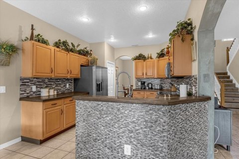 House in Davenport, Florida 5 bedrooms, 231.05 sq.m. № 1353260 - photo 9