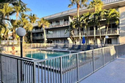 Condominio en venta en Miami, Florida, 1 dormitorio, 68.75 m2 № 1811737 - foto 5