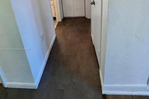 Condominio en venta en Miami, Florida, 1 dormitorio, 68.75 m2 № 1811737 - foto 8