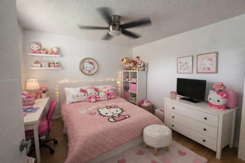 Villa ou maison à vendre à Miramar, Floride: 3 chambres, 208.19 m2 № 1999228 - photo 5