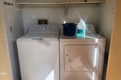 Apartamento en alquiler en Miami, Florida, 1 dormitorio, 51.84 m2 № 1954374 - foto 9