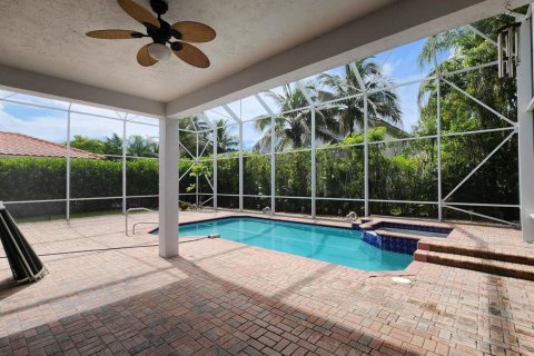 House in Wellington, Florida 5 bedrooms, 313.55 sq.m. № 2249799 - photo 12