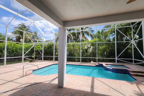 House in Wellington, Florida 5 bedrooms, 313.55 sq.m. № 2249799 - photo 17
