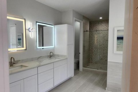 House in Wellington, Florida 5 bedrooms, 313.55 sq.m. № 2249799 - photo 20