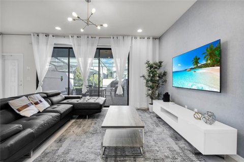 Купить таунхаус в Киссимми, Флорида 7 комнат, 210.24м2, № 2306790 - фото 2