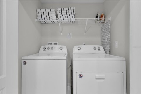 Купить таунхаус в Киссимми, Флорида 7 комнат, 210.24м2, № 2306790 - фото 23