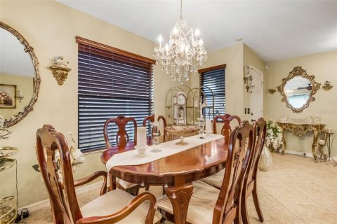 House in Lakeland, Florida 2 bedrooms, 117.06 sq.m. № 2138808 - photo 3