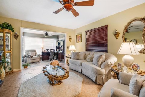 House in Lakeland, Florida 2 bedrooms, 117.06 sq.m. № 2138808 - photo 5