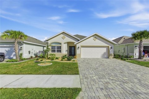 Casa en Palm Coast, Florida 3 dormitorios, 188.03 m2 № 2145552