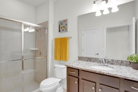 Casa en venta en Kissimmee, Florida, 5 dormitorios, 231.51 m2 № 1901031 - foto 24