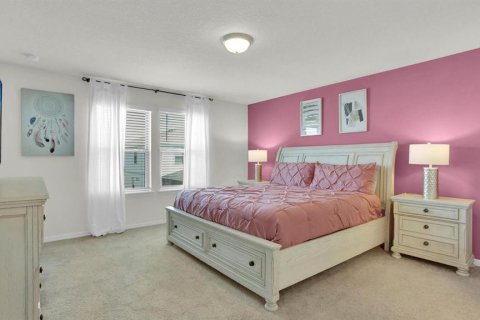 Casa en venta en Kissimmee, Florida, 5 dormitorios, 231.51 m2 № 1901031 - foto 18
