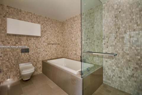 Copropriété à louer à Miami, Floride: 3 chambres, 154.59 m2 № 2191717 - photo 8