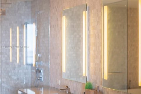 Copropriété à louer à Miami, Floride: 3 chambres, 154.59 m2 № 2191717 - photo 6