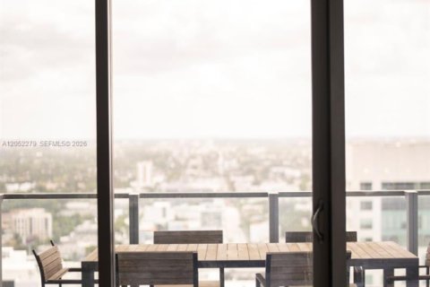 Copropriété à louer à Miami, Floride: 3 chambres, 154.59 m2 № 2191717 - photo 12