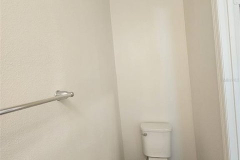 Снять в аренду таунхаус в Дэвенпорт, Флорида 3 спальни, 144.65м2, № 1906437 - фото 6