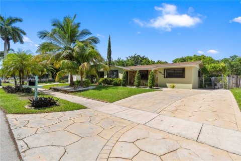 Купить виллу или дом в Катлер-Бей, Флорида 3 спальни, 144.46м2, № 1930746 - фото 11