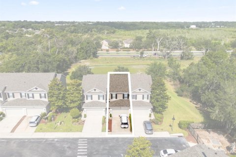 Adosado en Ocoee, Florida 4 dormitorios, 166.2 m2 № 2117602