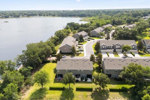 Townhouse in Ocoee, Florida 4 bedrooms, 166.2 sq.m. № 2117602 - photo 6