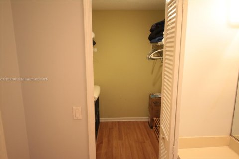 Купить виллу или дом в Веллингтон, Флорида 2 спальни, 133.04м2, № 1971397 - фото 27