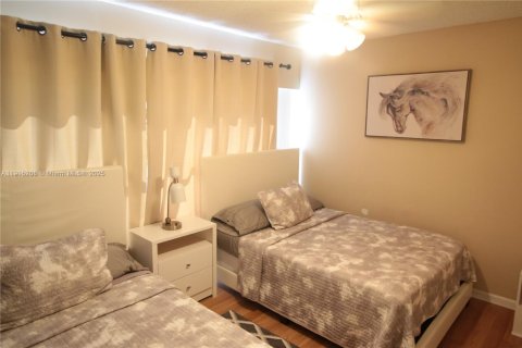 Купить виллу или дом в Веллингтон, Флорида 2 спальни, 133.04м2, № 1971397 - фото 23