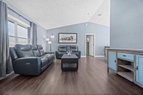 Villa ou maison à vendre à Deltona, Floride: 3 chambres, 155.05 m2 № 2433332 - photo 7