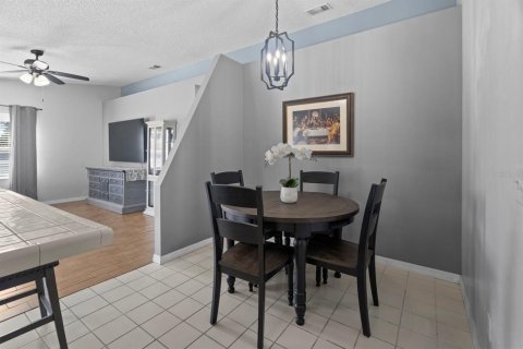 Villa ou maison à vendre à Deltona, Floride: 3 chambres, 155.05 m2 № 2433332 - photo 19