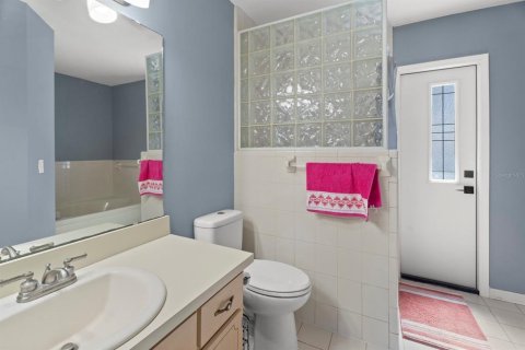 Villa ou maison à vendre à Deltona, Floride: 3 chambres, 155.05 m2 № 2433332 - photo 30