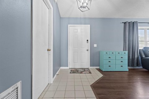 Villa ou maison à vendre à Deltona, Floride: 3 chambres, 155.05 m2 № 2433332 - photo 3